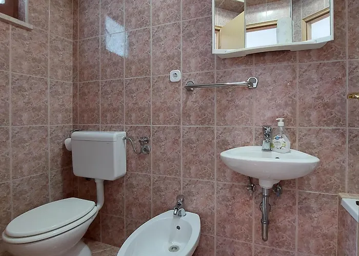 Dara * Цриквеница