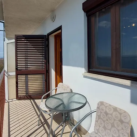 Apartamento Dara *