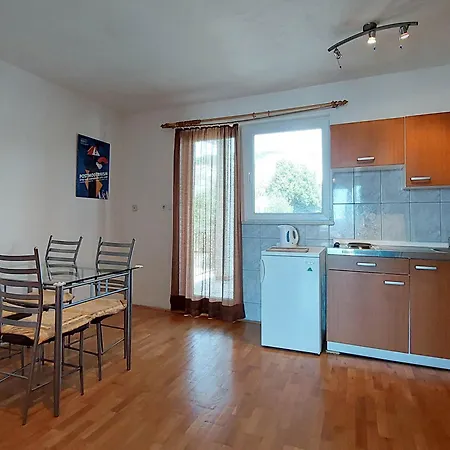 Dara * Crikvenica
